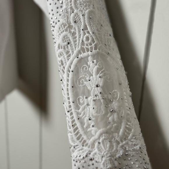 LIV Milano Women’s White Cardigan Beautiful Embellished Sleeves Size L - Picture 5 of 10